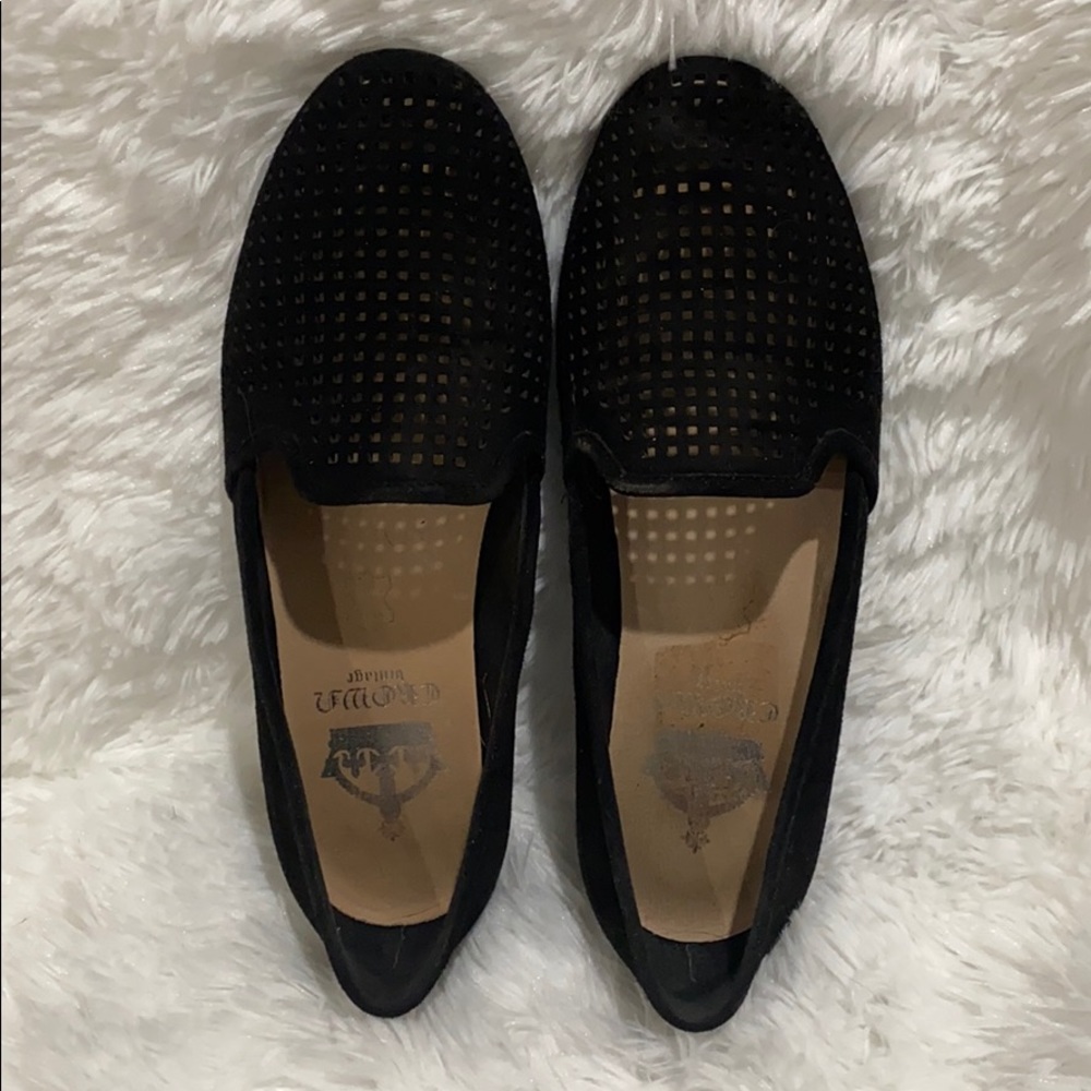 Crown Vintage flats